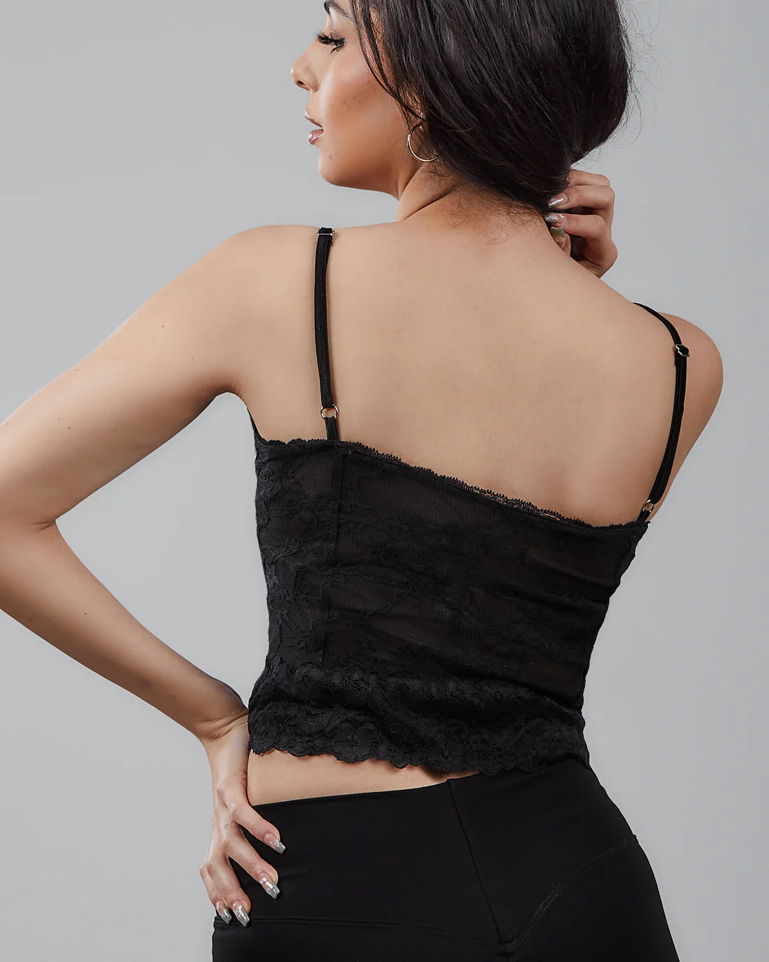 Stretch Lace Camisole with Adjustable Straps - Elevate Your Wardrobe